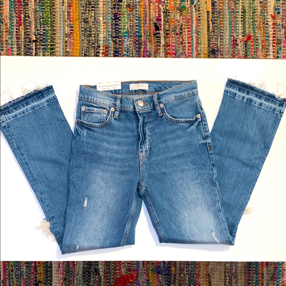 ZARA High rise Boot Cropped Jeans in Mic Blue - Picture 2 of 5